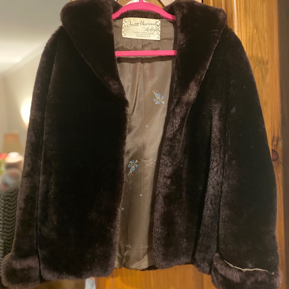 Women’s Vintage Beaver Fur Coat Size 8-10